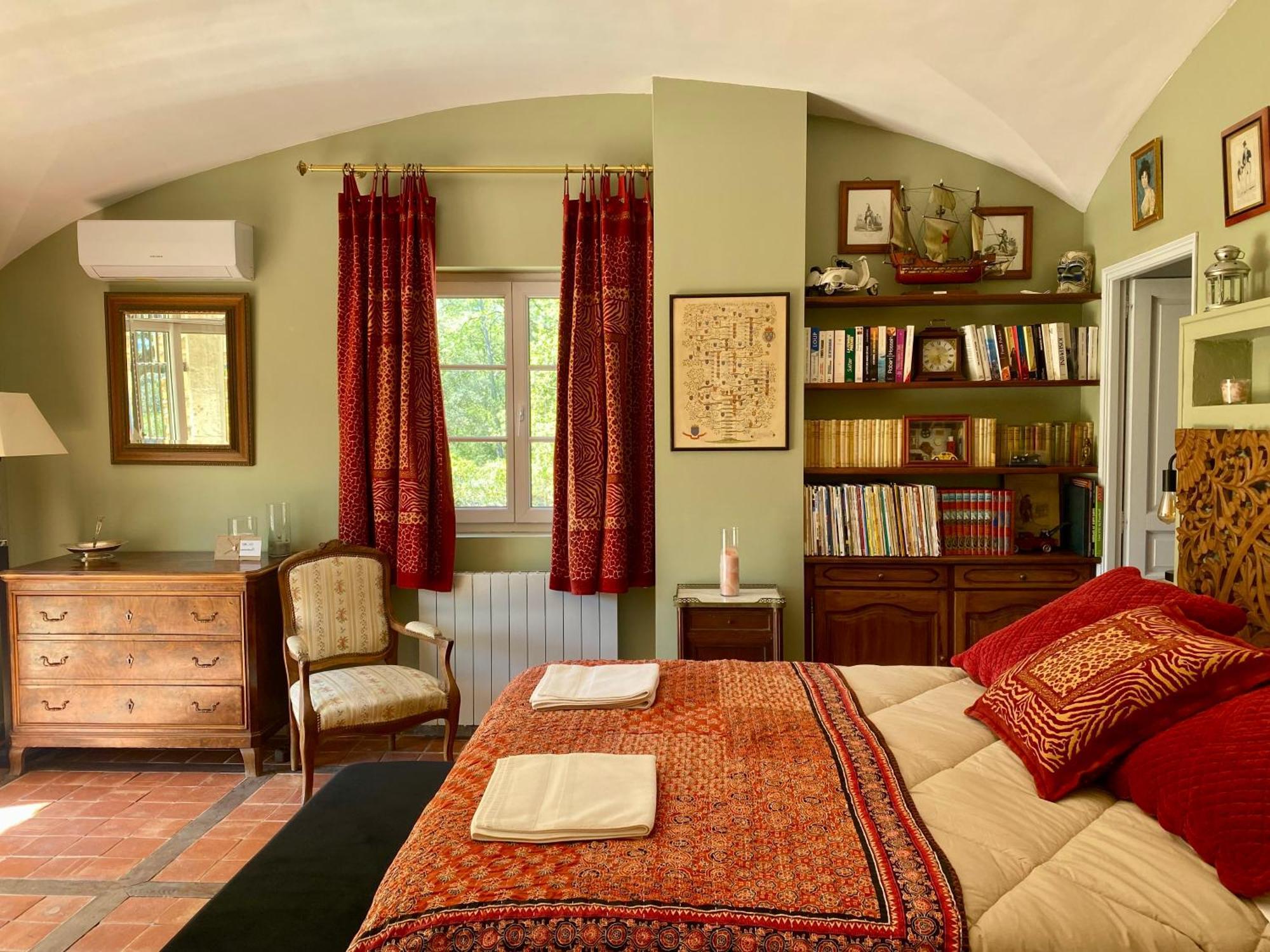 Domaine Du Commandeur Bed and Breakfast Mondragon Eksteriør billede